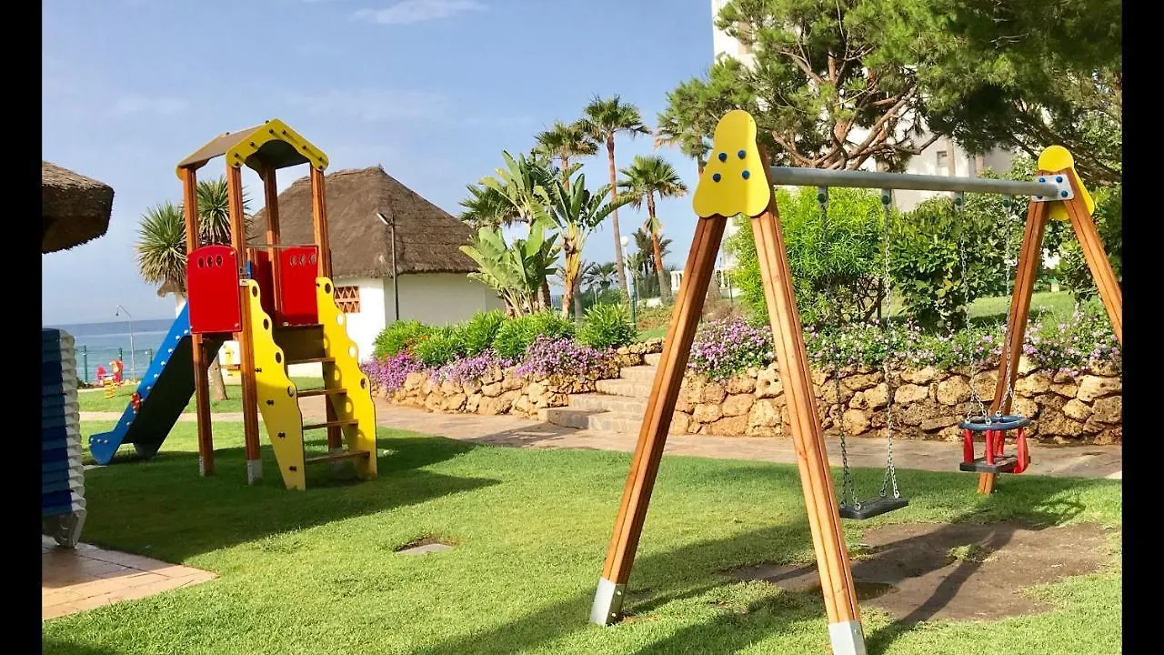 Mi Capricho Beachfront- 3-7 Apartment With Sea Views Sitio de Calahonda Spain